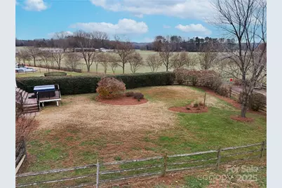 8017 Bridgegate Drive, Huntersville, NC 28078 - Photo 35