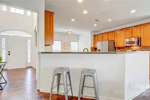 8017 Bridgegate Dr, Huntersville, NC 28078 - Photo 7