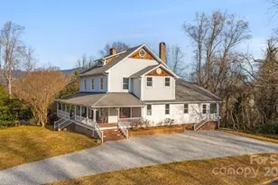 44 Bickford Ave, Tryon, NC 28782 - Photo 3