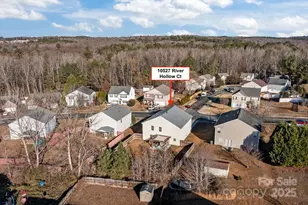 10527 River Hollow Ct, Charlotte, NC 28214 - Photo 7