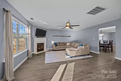 10527 River Hollow Court, Charlotte, NC 28214 - Photo 3