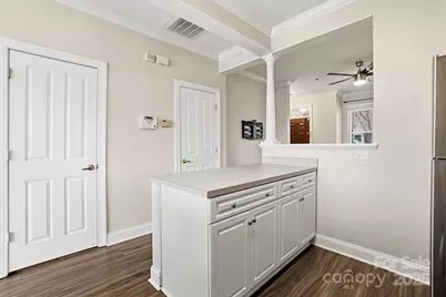 518 E 9th Street, Charlotte, NC 28202 - Photo 17