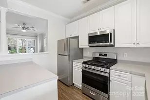 518 E 9th St, Charlotte, NC 28202 - Photo 13