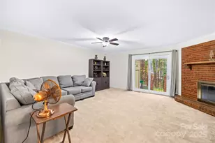 8430 Coulwood Oak Ln, Charlotte, NC 28214 - Photo 11