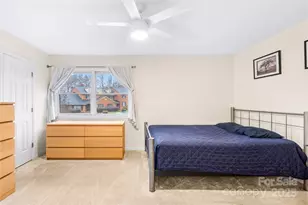 8430 Coulwood Oak Ln, Charlotte, NC 28214 - Photo 19