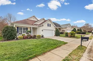 2324 Jade Ln, Fort Mill, SC 29708 - Photo 3