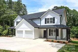 8708 Island Point Rd, Sherrills Ford, NC 28673 - Photo 3