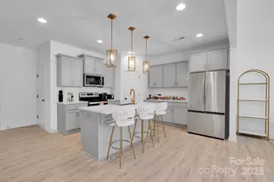 11012 Pagebrook Ln, Charlotte, NC 28214 - Photo 11