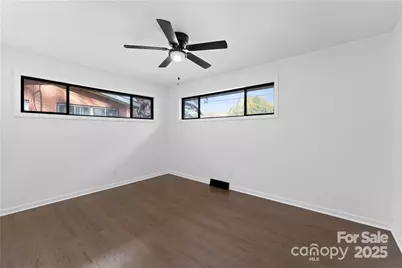 514 Camrose Drive, Charlotte, NC 28215 - Photo 9