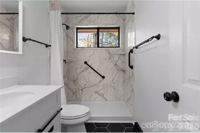 514 Camrose Drive, Charlotte, NC 28215 - Photo 15