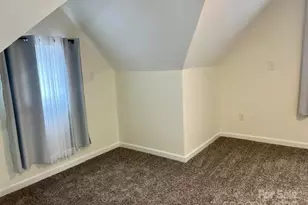 31 W Berkley St, Granite Falls, NC 28630 - Photo 35