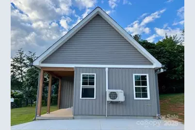 31 W Berkley Street, Granite Falls, NC 28630 - Photo 5