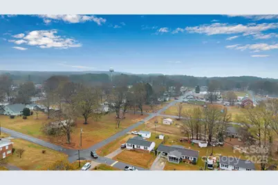 424 N Center Street, Oakboro, NC 28129 - Photo 35