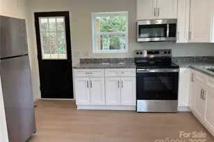 298 S Church St, Forest City, NC 28043 - Photo 11