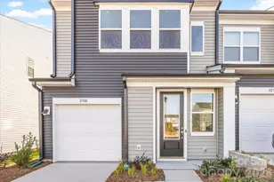 2300 Endeavor Run, Charlotte, NC 28269 - Photo 3