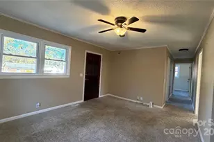 513 Holly St, Dallas, NC 28034 - Photo 19