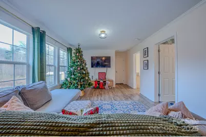 1471 Howard Gap Loop Road, Flat Rock, NC 28731 - Photo 17