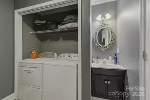 102 Page St, Morganton, NC 28655 - Photo 13