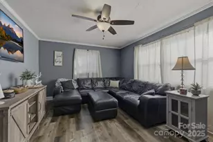 102 Page St, Morganton, NC 28655 - Photo 17