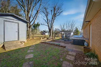 102 Page Street, Morganton, NC 28655 - Photo 7