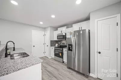 916 Sundance Drive, Gastonia, NC 28054 - Photo 9