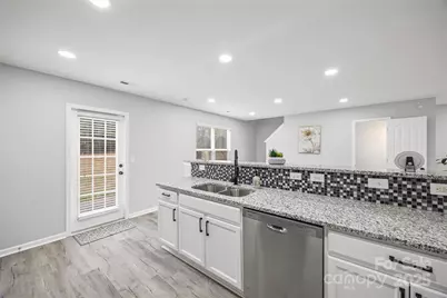 916 Sundance Drive, Gastonia, NC 28054 - Photo 7