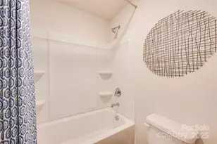 10010 Chatham Run Ln, Charlotte, NC 28262 - Photo 25