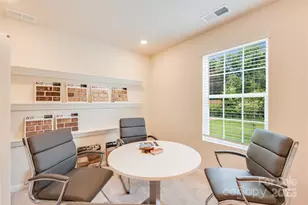 10010 Chatham Run Ln, Charlotte, NC 28262 - Photo 13