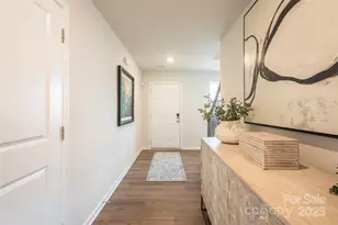 10010 Chatham Run Ln, Charlotte, NC 28262 - Photo 3