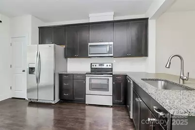 2564 Tranquil Oak Place, Charlotte, NC 28206 - Photo 15