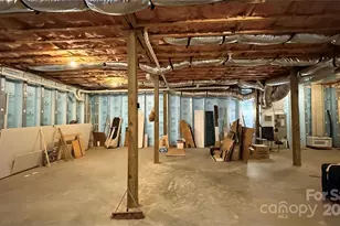 31 Reeds Creek Rd, Fairview, NC 28730 - Photo 27