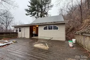 201 Mountain Vis Rd, Canton, NC 28716 - Photo 1