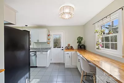 240 Markley Drive, Flat Rock, NC 28731 - Photo 5