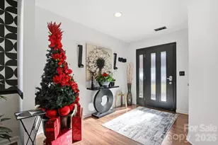 5825 Brookfield Pointe Dr, Charlotte, NC 28216 - Photo 5