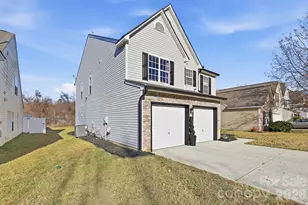 5825 Brookfield Pointe Dr, Charlotte, NC 28216 - Photo 3