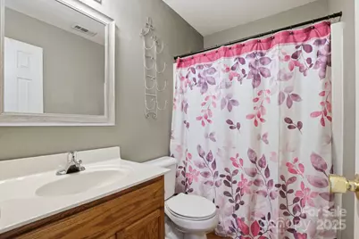 5825 Brookfield Pointe Drive, Charlotte, NC 28216 - Photo 21
