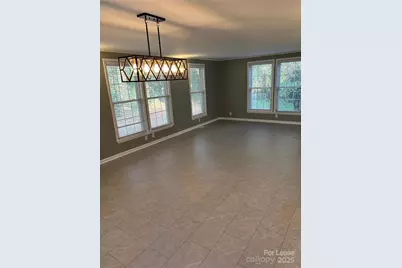 818 Ferndale Drive, Statesville, NC 28677 - Photo 7