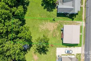 118 W 15th St, Newton, NC 28658 - Photo 13