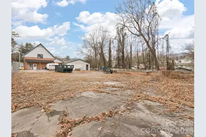 595 N Main Street, Waynesville, NC 28786 - Photo 17
