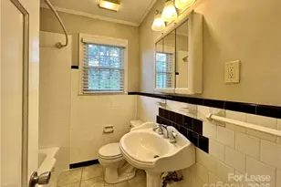 204 N Laurel Ave, Charlotte, NC 28207 - Photo 17