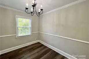 204 N Laurel Ave, Charlotte, NC 28207 - Photo 7