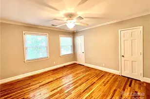 204 N Laurel Ave, Charlotte, NC 28207 - Photo 13
