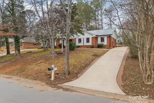 1045 S Magnolia St, Mooresville, NC 28115 - Photo 3
