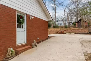 1045 S Magnolia St, Mooresville, NC 28115 - Photo 7