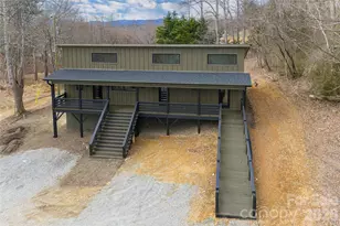 153 Hackleburg Ln, Hendersonville, NC 28792 - Photo 7