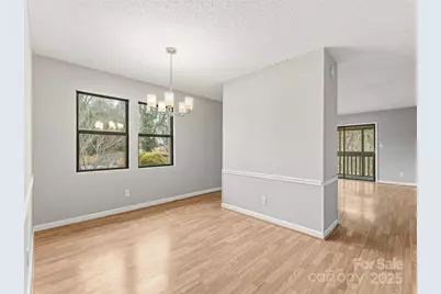 102 Abbey Circle, Asheville, NC 28805 - Photo 5