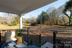 116 Hornets Nest Ct, Bessemer City, NC 28016 - Photo 3