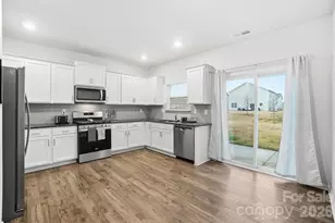 7576 Stonehouse Dr, Gastonia, NC 28056 - Photo 9