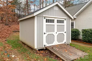 6045 Burnt Mill Run, Matthews, NC 28104 - Photo 31