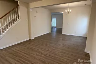 1420 Ladora Dr, Charlotte, NC 28262 - Photo 3